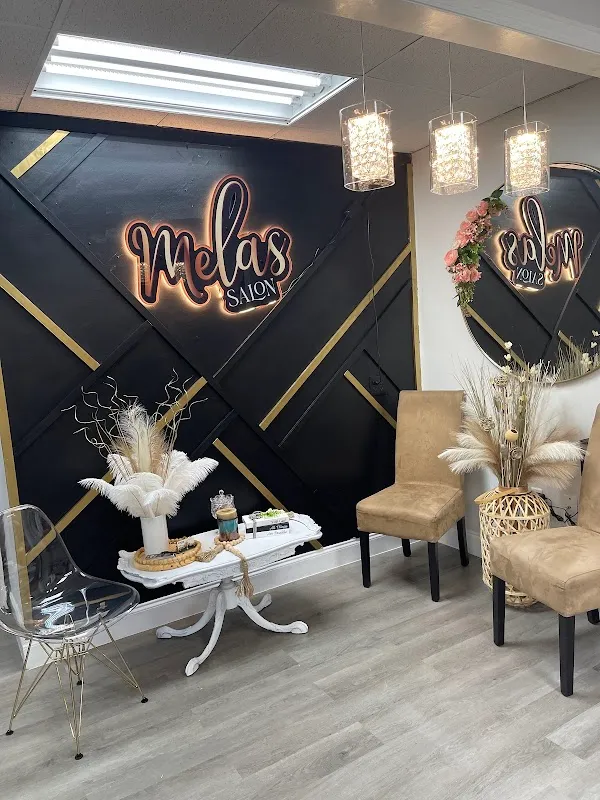 Mela’s Dominican hair salon