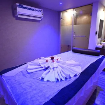 Pooja Spa Massage Centre