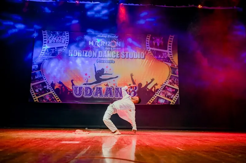 Horizon dance studio