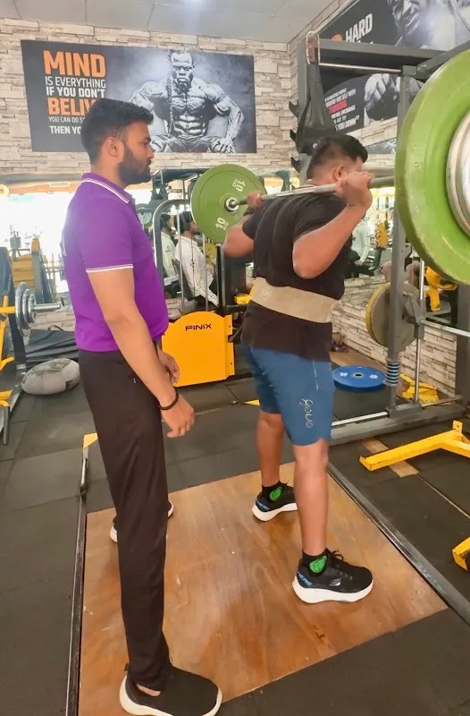 YC'S POWERHOUSE GYM