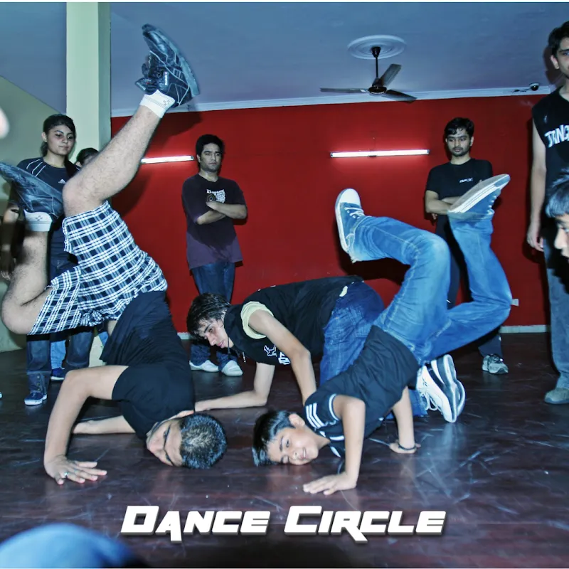 DANCE CIRCLE - Dance & Fitness Studio