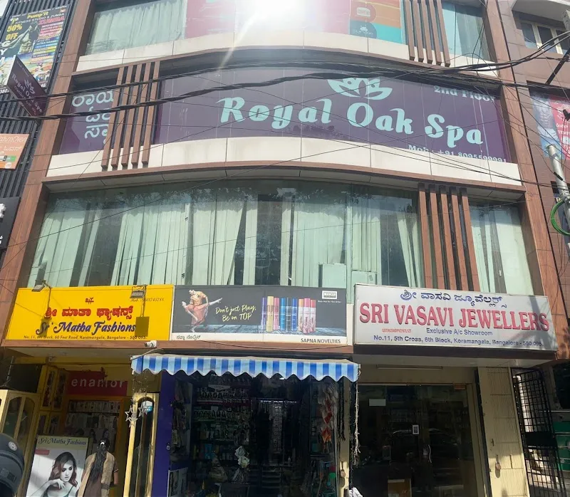 Royal Oak Spa In Koramangala