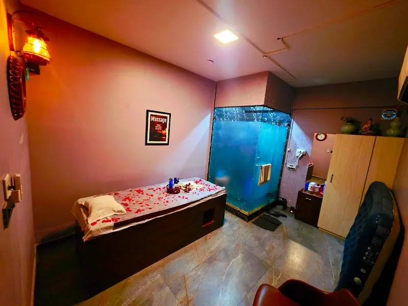 Royal Oak Spa In Koramangala