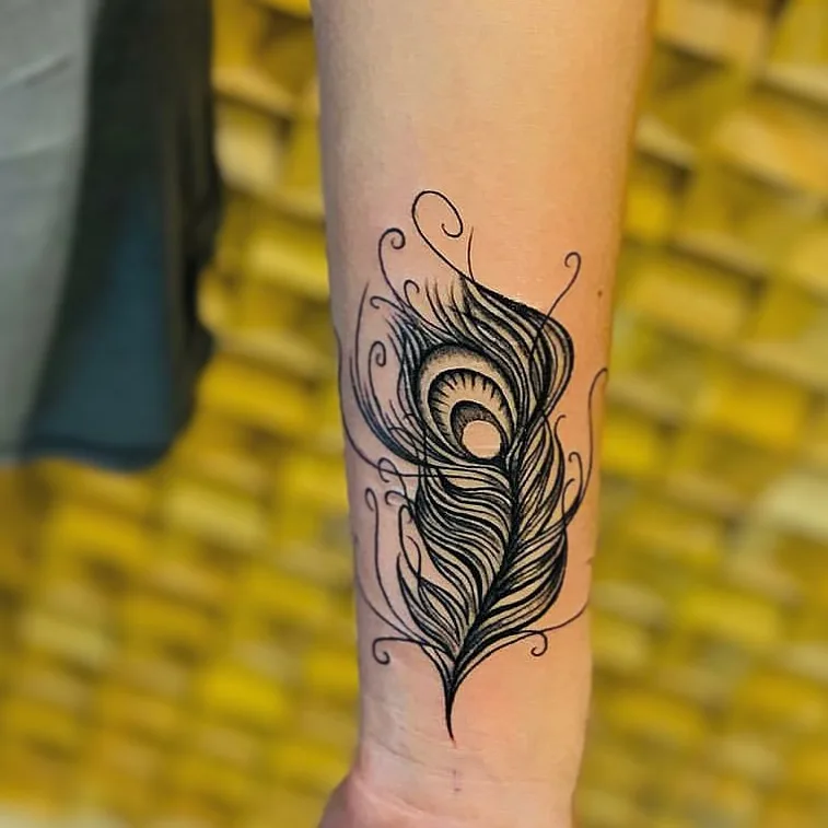 Kaminey parindey tattoo studio