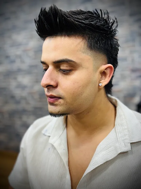 Visage unisex salon &spa Chandrasekharpur