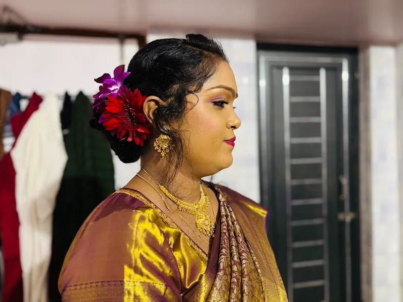 Visage unisex salon &spa Chandrasekharpur
