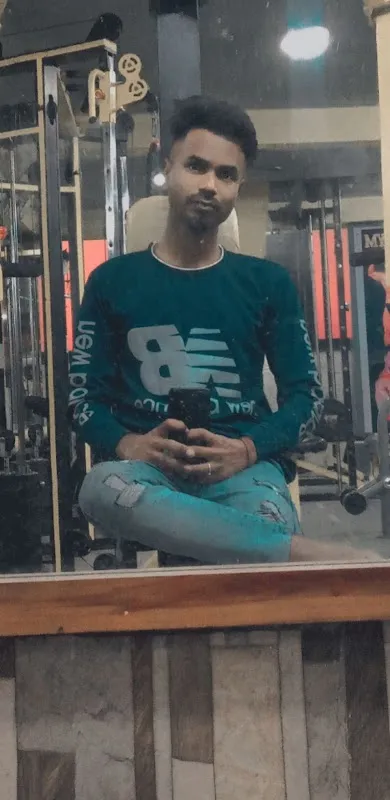 Muscle Factory Unisex Gym