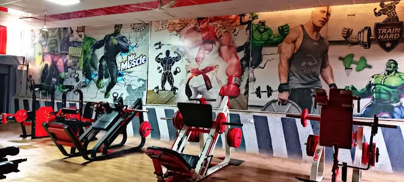 Muscle Factory Unisex Gym