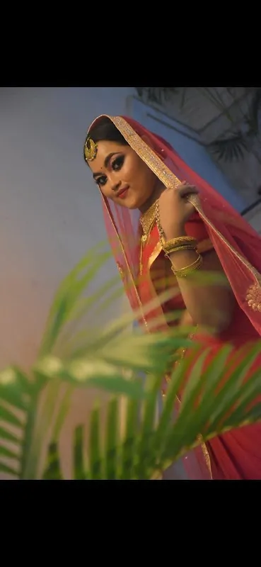 LENS BEAUTY PHOTOGRAPHY