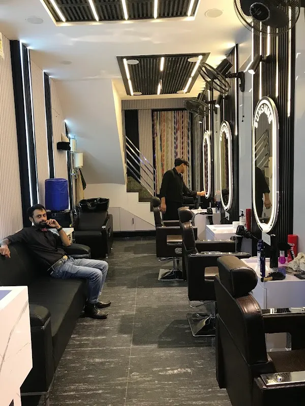 Sunshine Hair And Makeup Academy