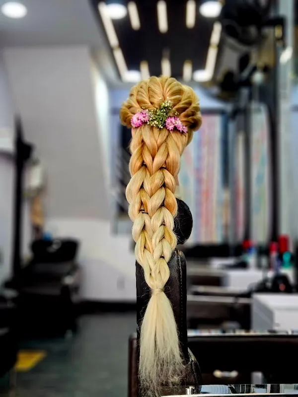Sunshine Hair And Makeup Academy