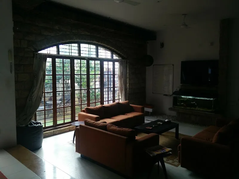 Studio 33