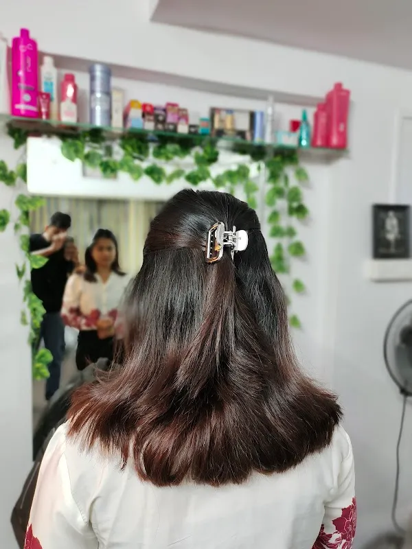Sharmaji Salon – Best Unisex Hair Salon in Ghatkopar & Mumbai