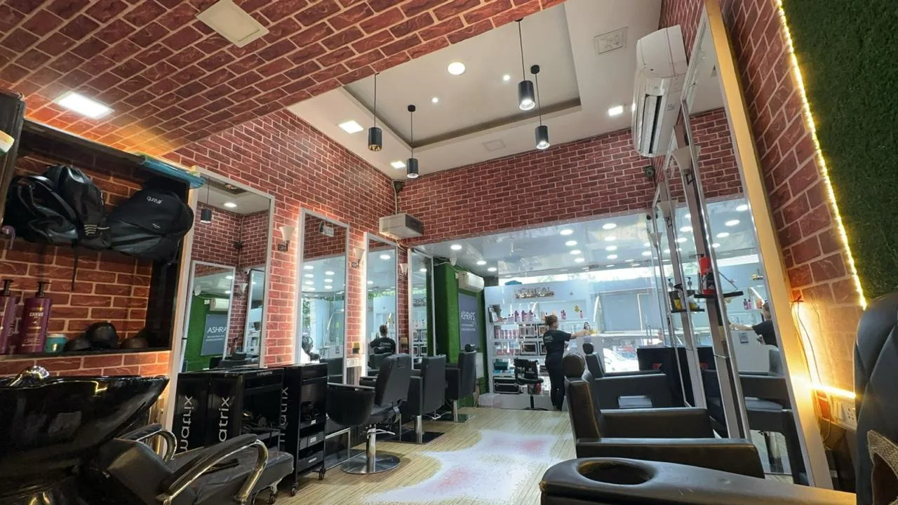 Ashrafs Scissors Hands Salon & Academy