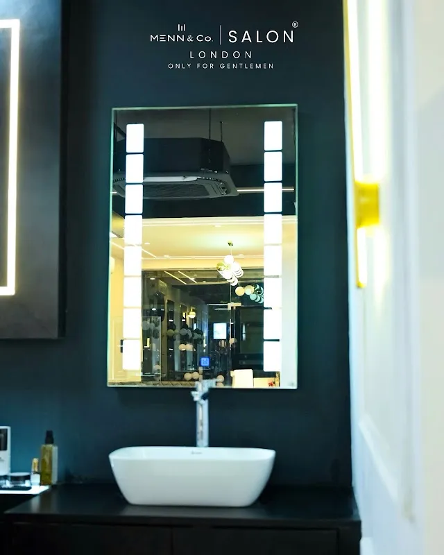 Menn & Co. Salon Hazratganj
