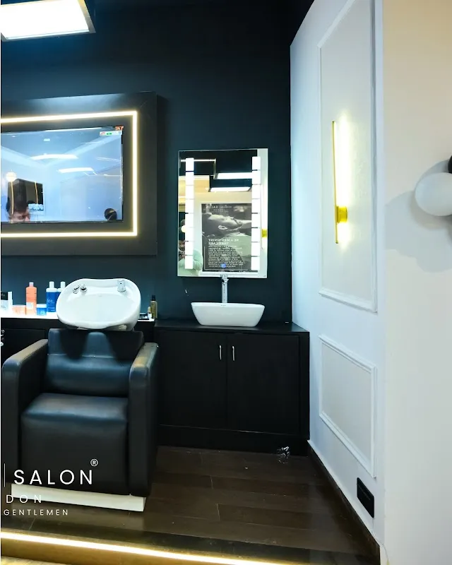 Menn & Co. Salon Hazratganj