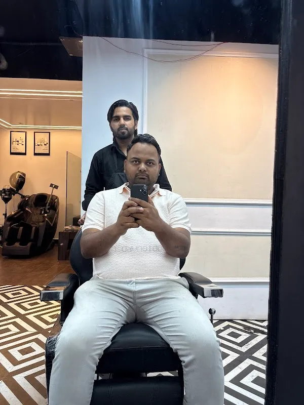 Menn & Co. Salon Hazratganj