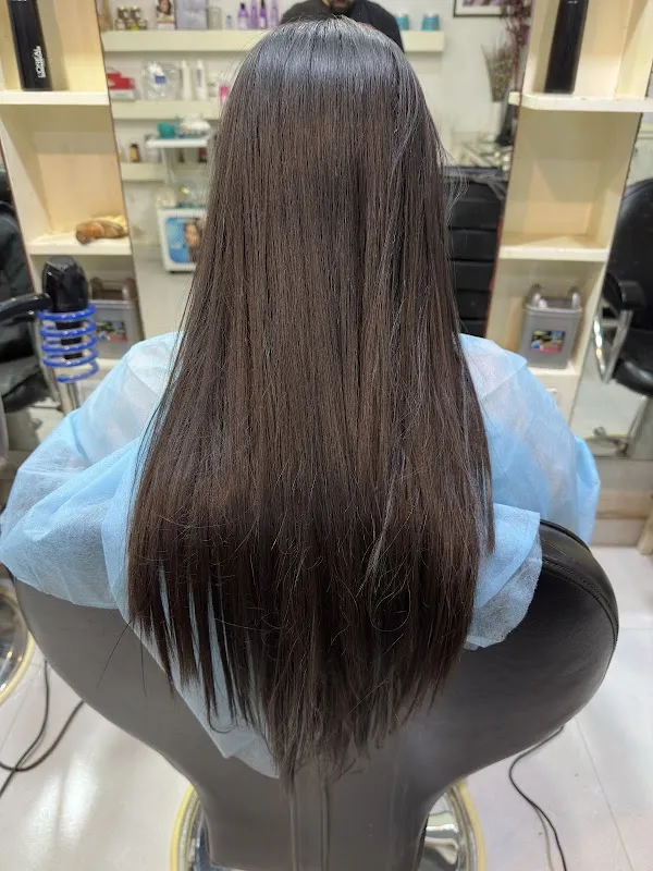 CzerPlezer Unisex Family Salon