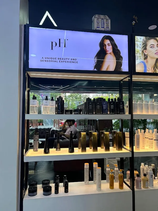 Artiest salon & academy