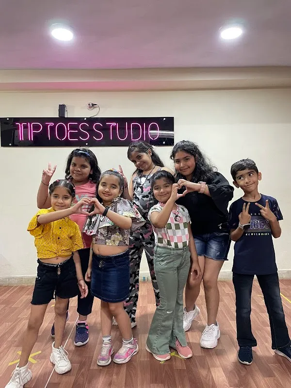 TIP TOES STUDIO