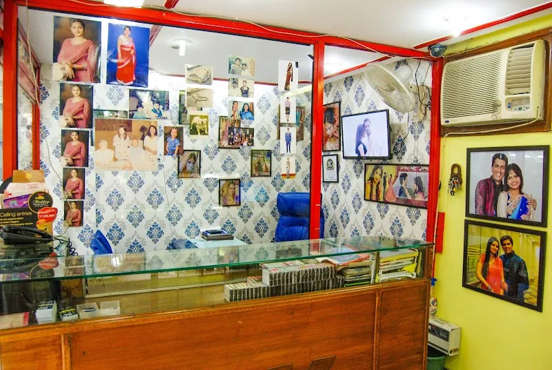 S.K. Color Lab & Studio