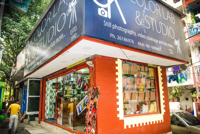 S.K. Color Lab & Studio