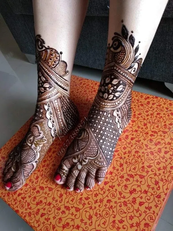 HEENA BEAUTY SALON & ACADEMY (Ladies only)