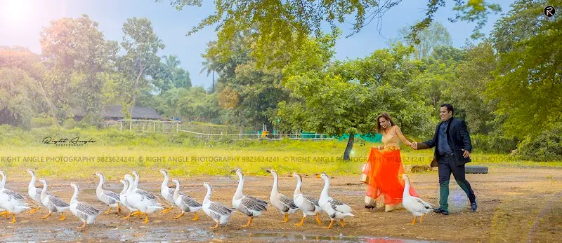 Right Angle Photography