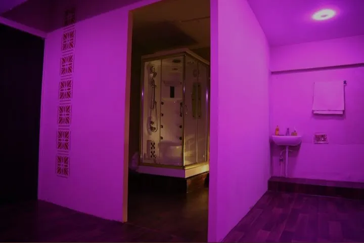 Moksha Spa - MP Nagar Bhopal
