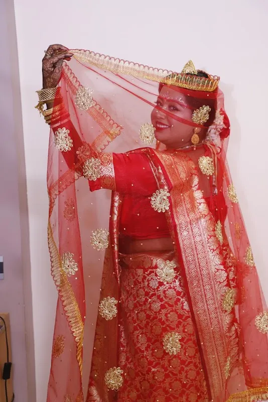 Neha Tripathi Salon Dalibagh