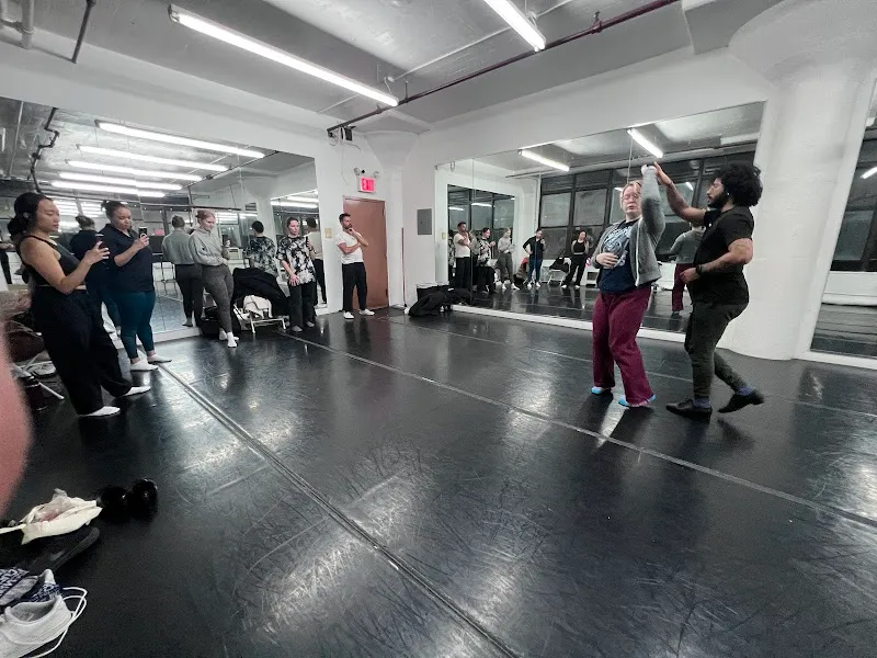 Cucala Dance Company - LICSB - LIC Salsa Classes