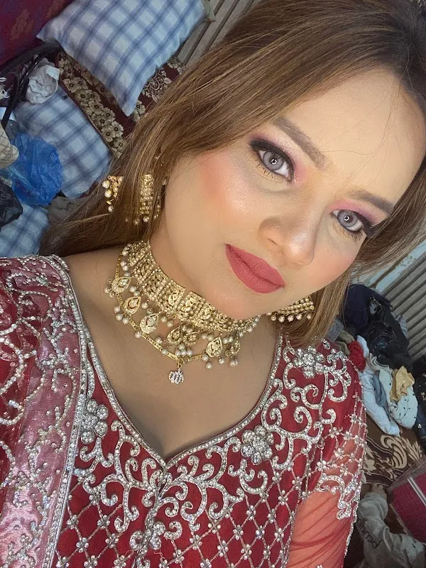 Nasreen's salon academy
