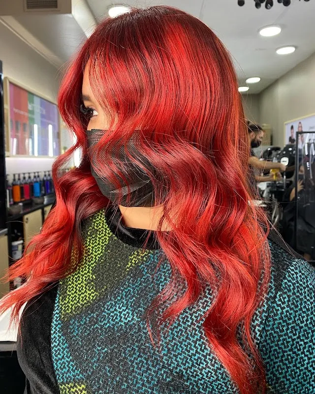 RENE PIAF SALON