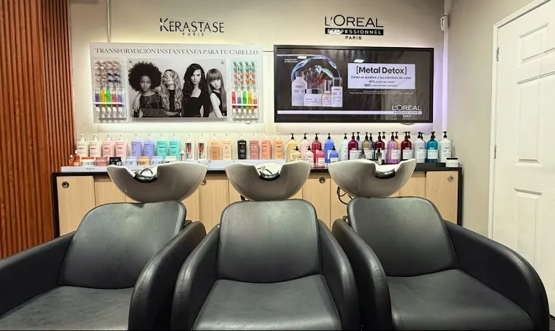 RENE PIAF SALON