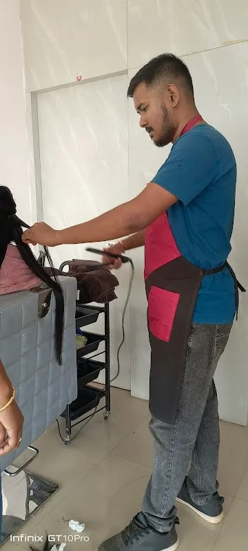 PCM The Salon