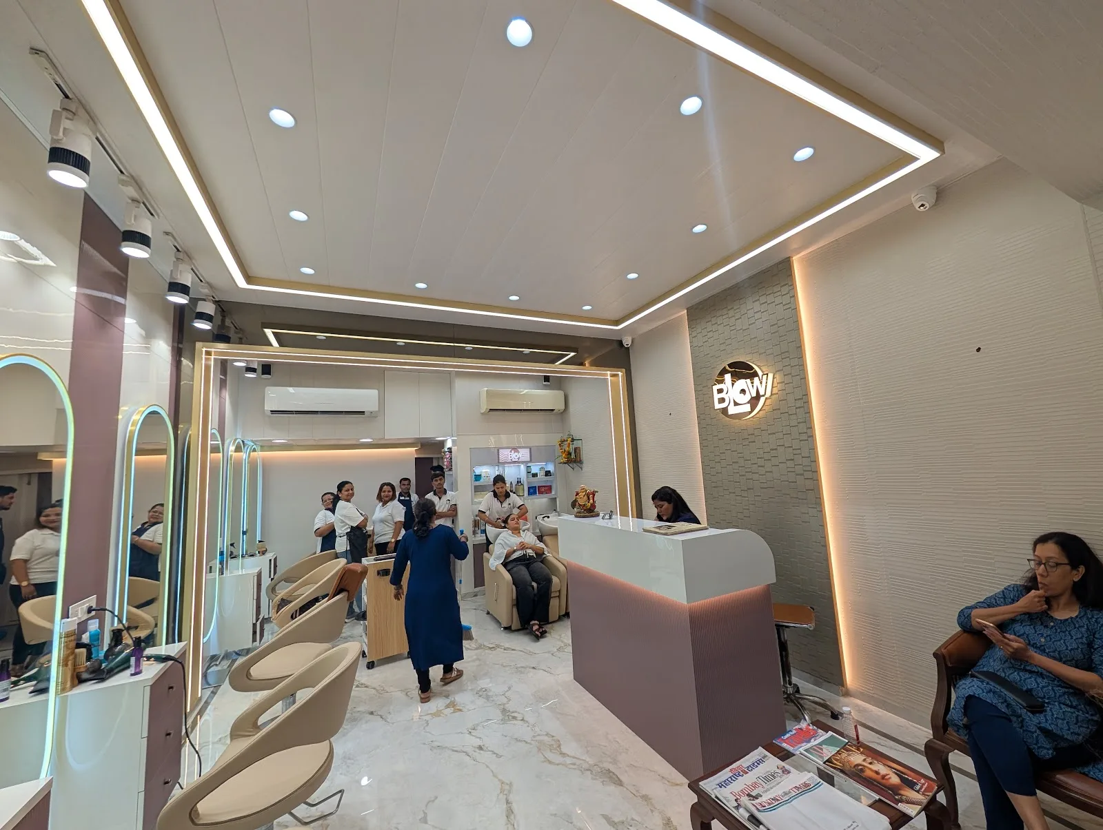 Blow Hair & Beauty Salon