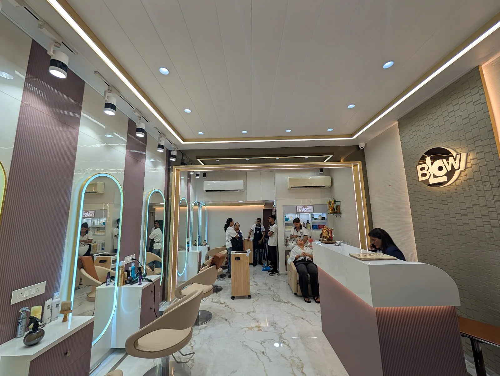 Blow Hair & Beauty Salon