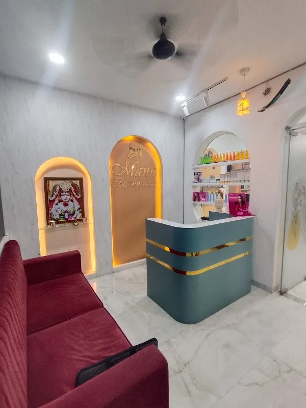 Mann beauty salon - Only For Female