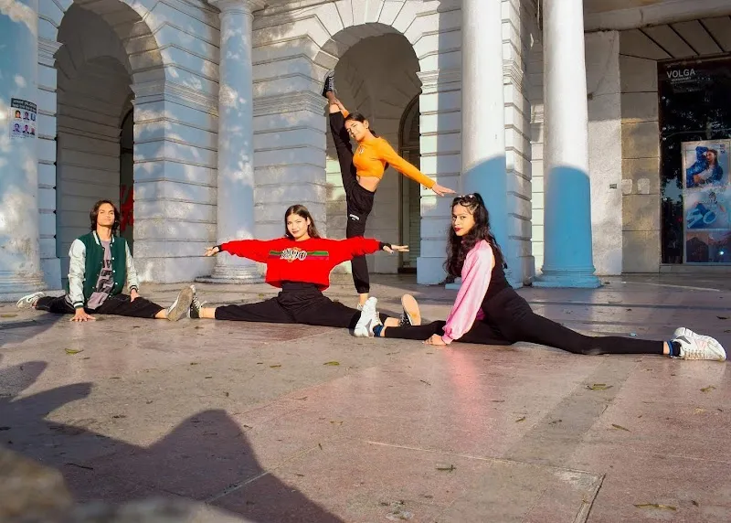 OST DANCE ACADEMY