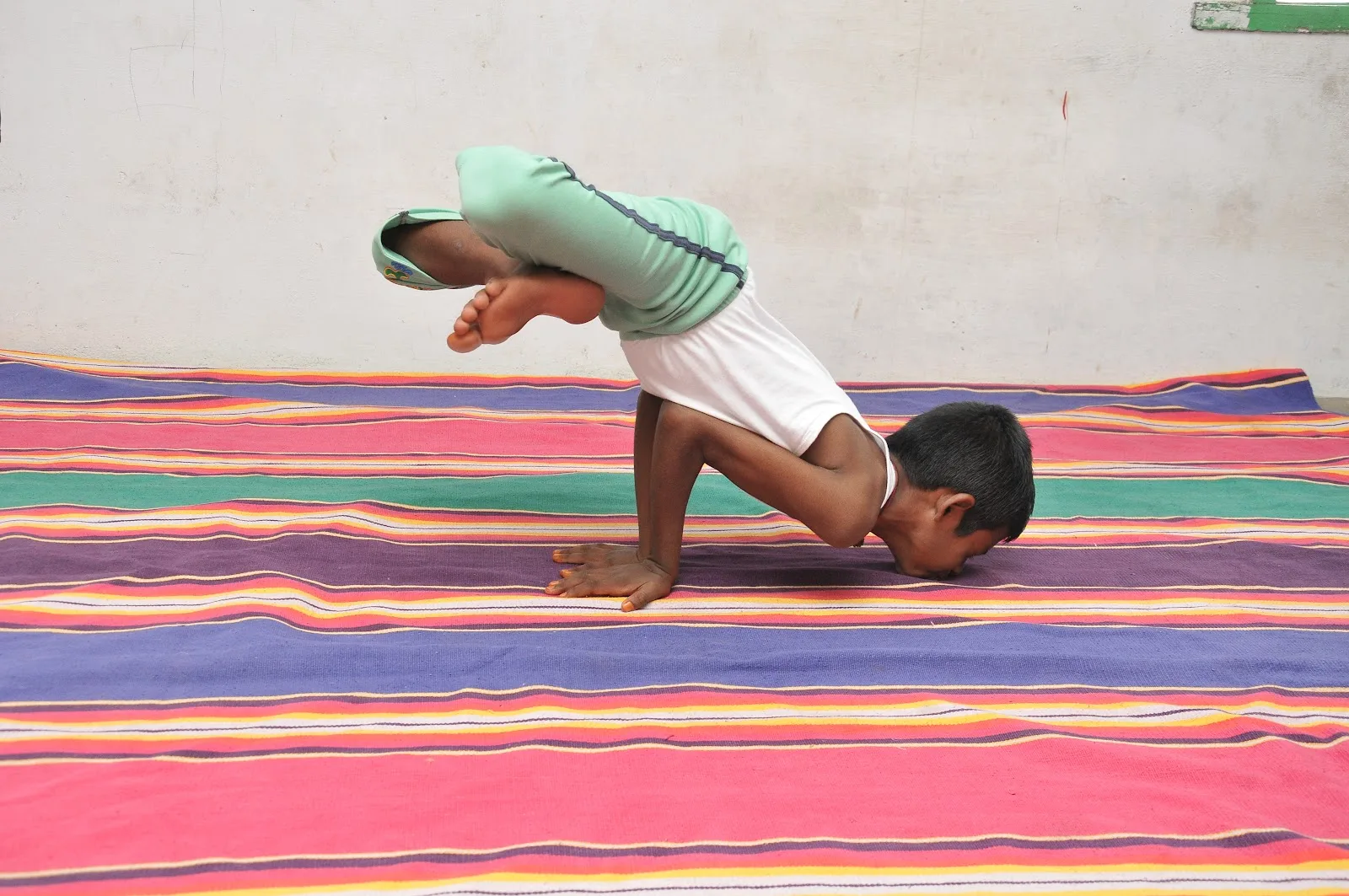 SANKARA YOGA FOR MEN AND WOMEN , NATURE CURE HOSPITAL