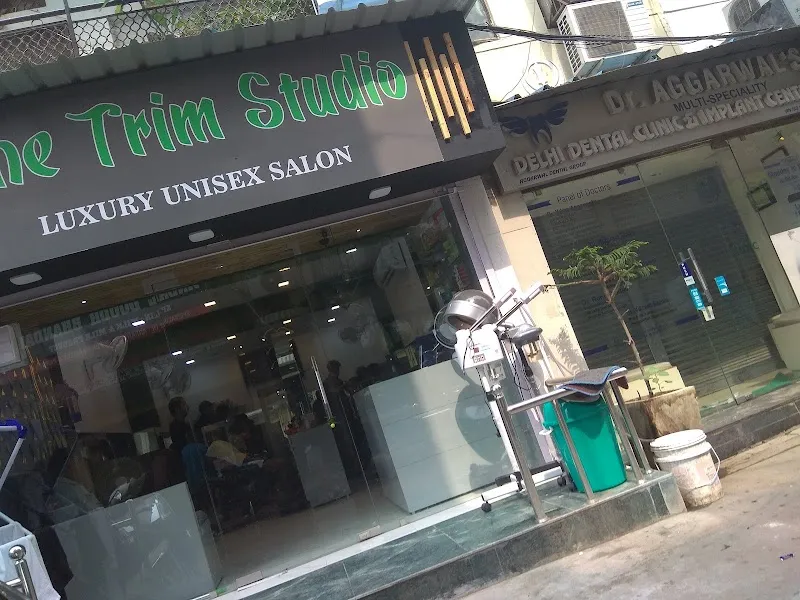 The Trim Studio Unisex Salon