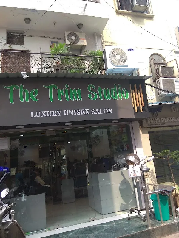 The Trim Studio Unisex Salon