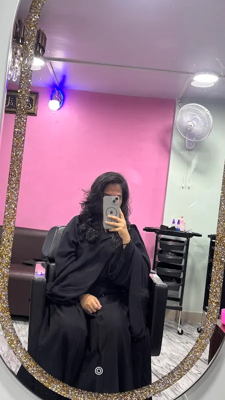 HEJAL SALON & ACADEMY