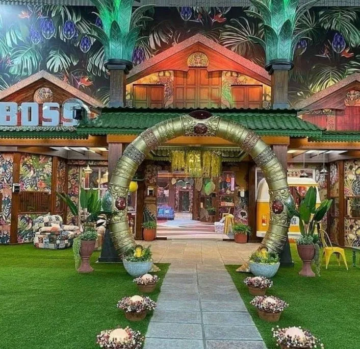 Bigg boss Hindi set