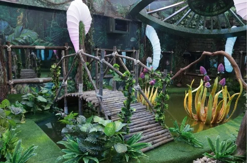 Bigg boss Hindi set
