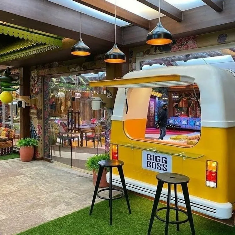 Bigg boss Hindi set