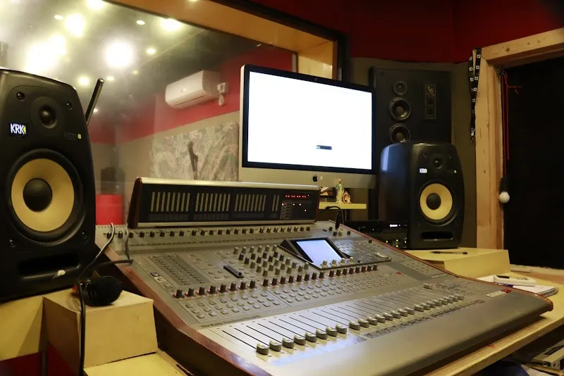 Suno Studios