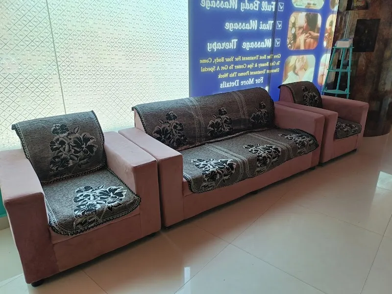 Royal salon and spa