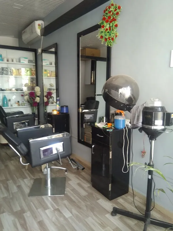 SIMMI''S SALON AND SPA