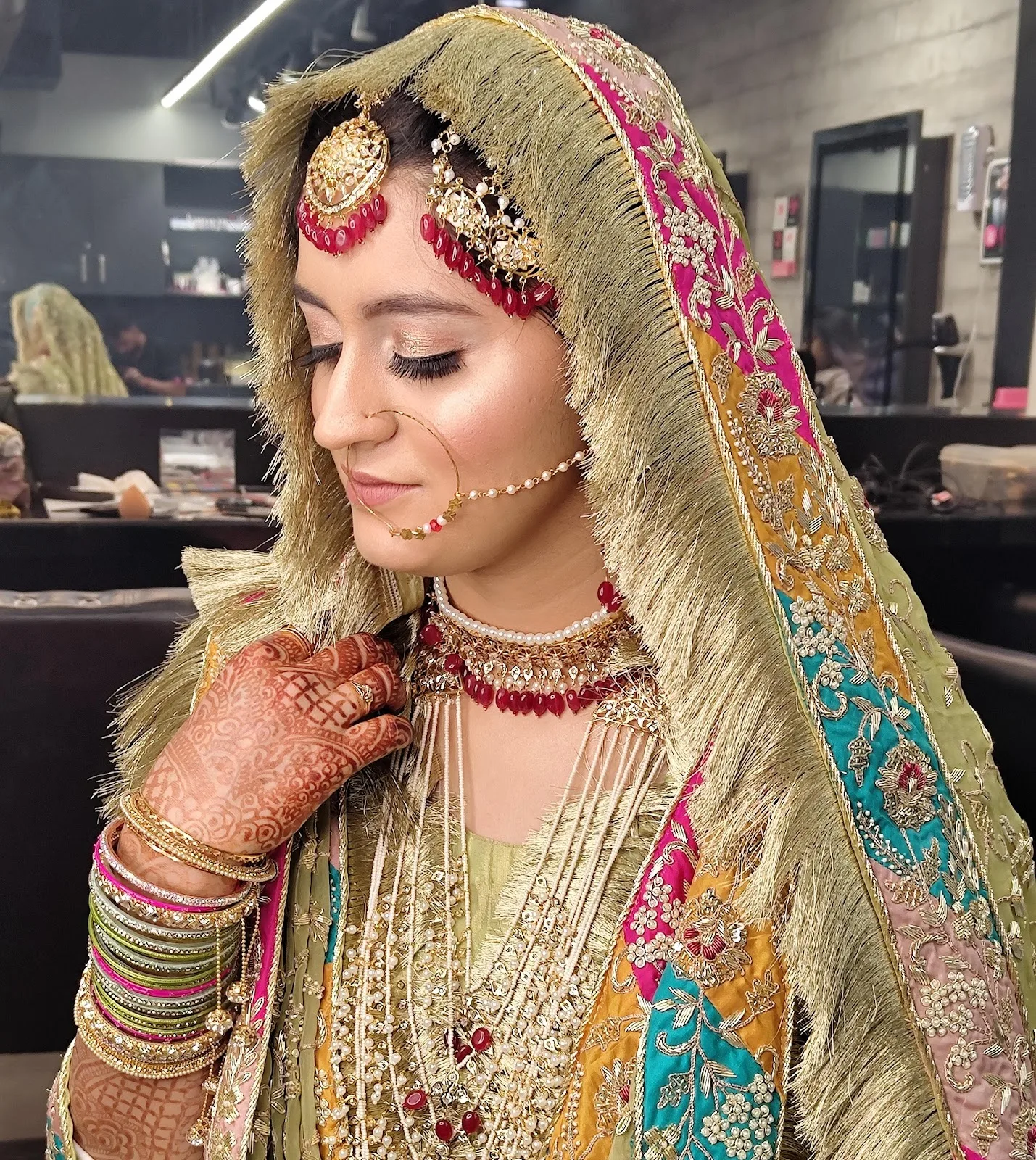 Lakme Salon in Kidwai Nagar,Kanpur